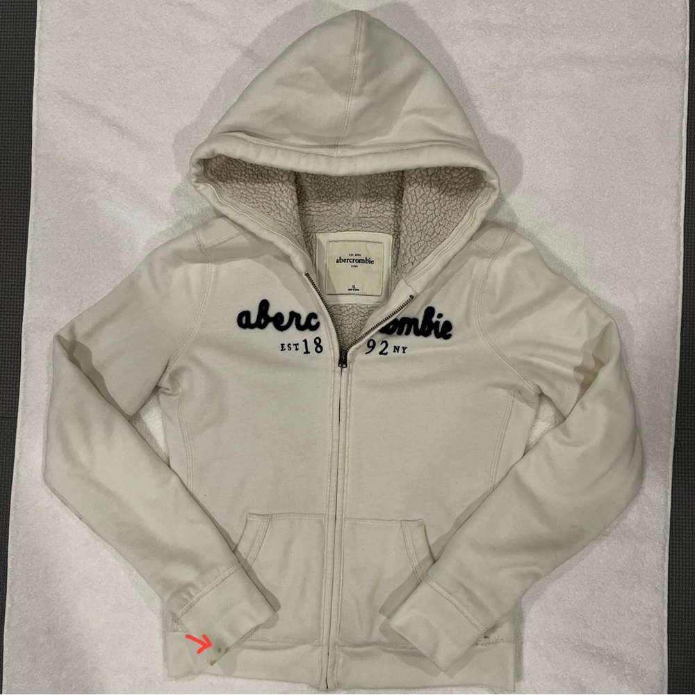 Abercrombie kids Y2K Women’s White Zip Up Hoodie - Size XL